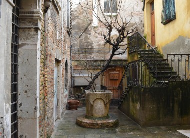 Hidden courtyard Venice